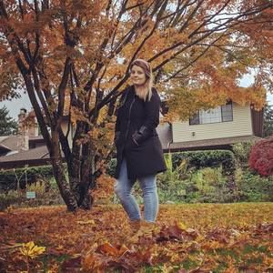 Meet your Posher, Kelly